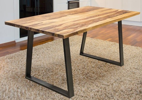 Six-seater dining table made of solid sheesham wood and metal