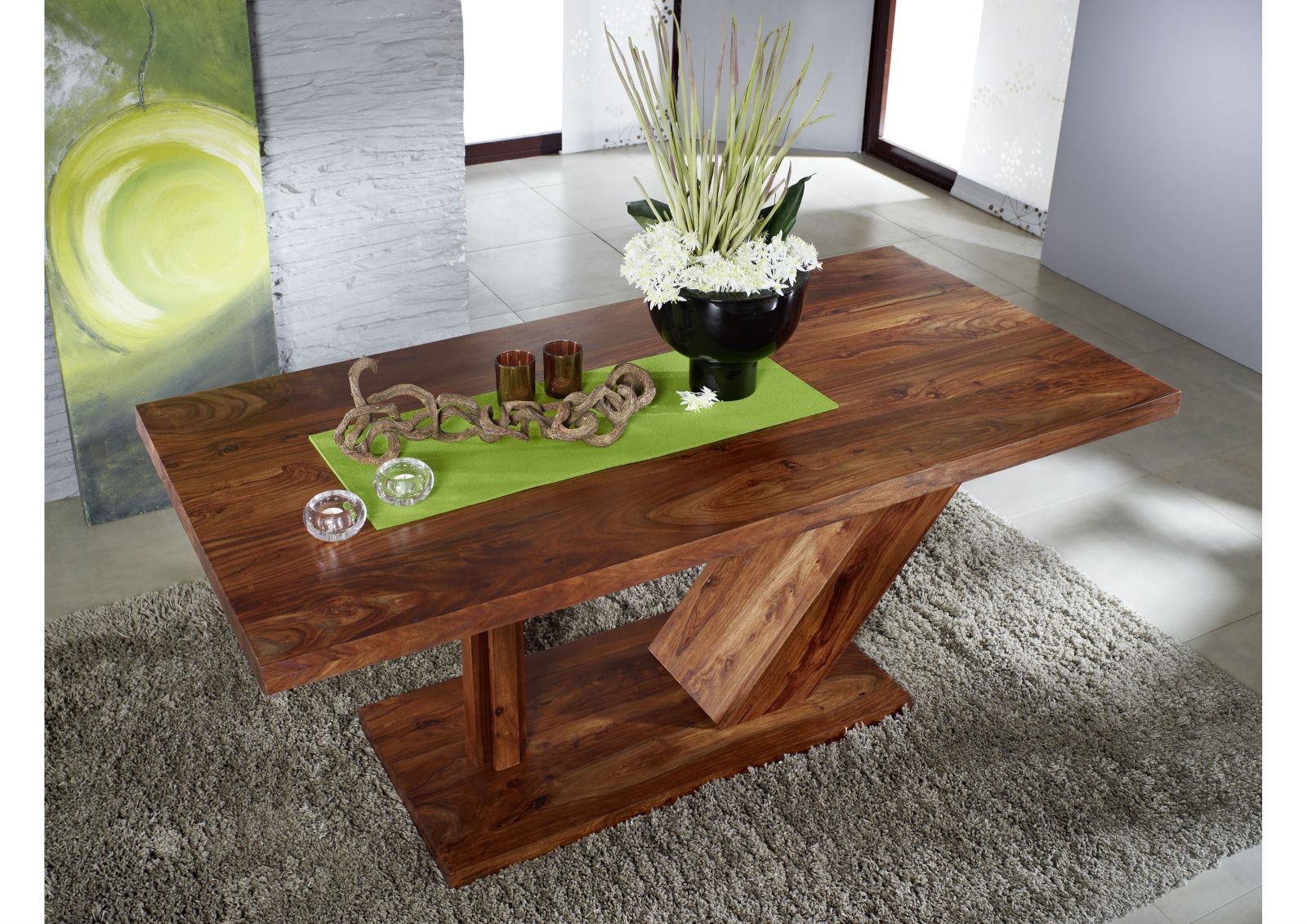 Six-seater dining table made of solid sheesham wood