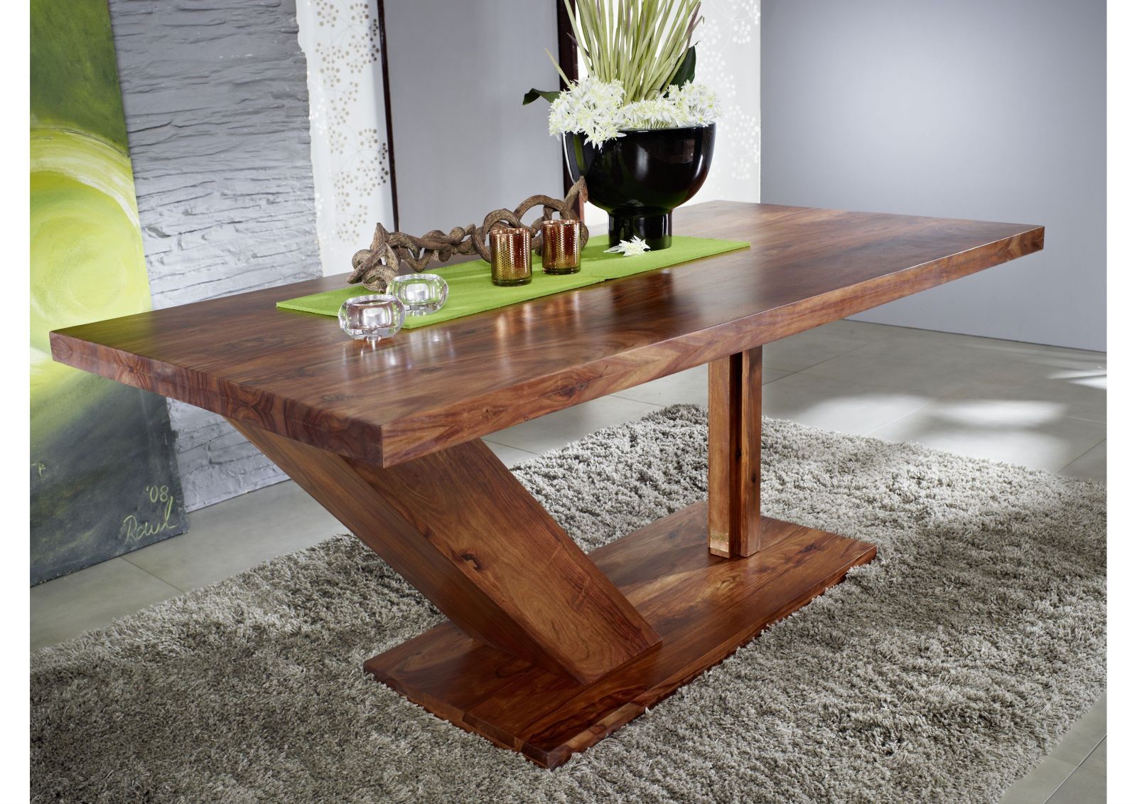 Six-seater dining table made of solid sheesham wood